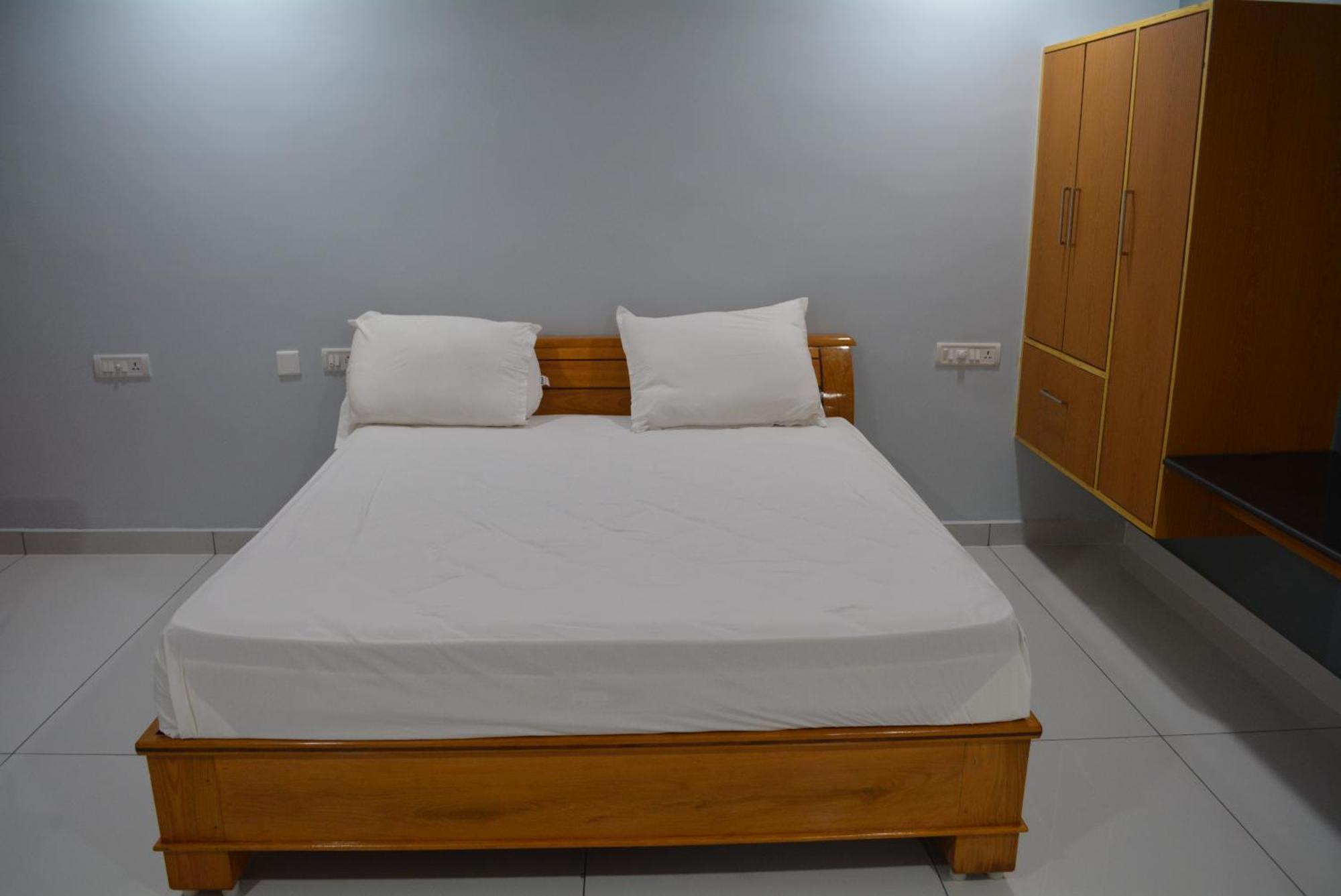 Yanam Resorts Kültér fotó